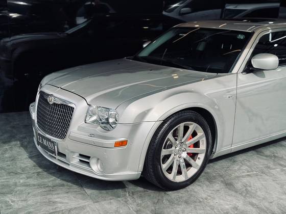 CHRYSLER 300 C 6.1 SRT8 HEMI SEDAN V8 16V GASOLINA 4P AUTOMÁTICO